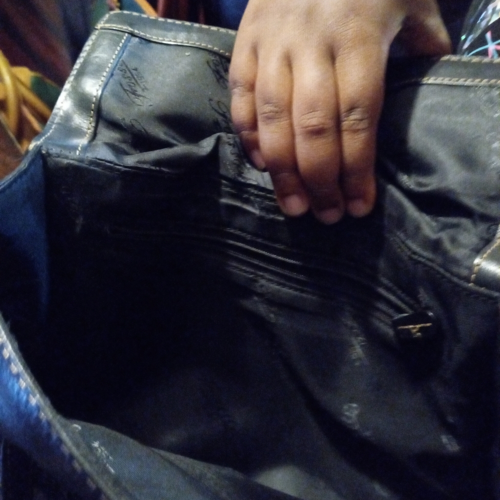 Purse - Picture 3 of 4